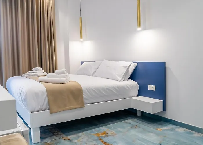 14 Bed & Breakfast 3*