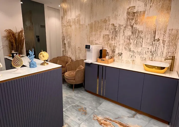 14 Bed & Breakfast 3*