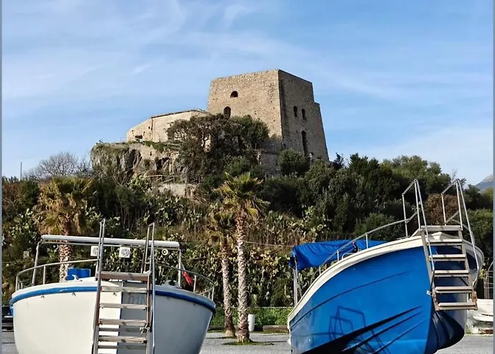 14 Bed & Breakfast Scalea