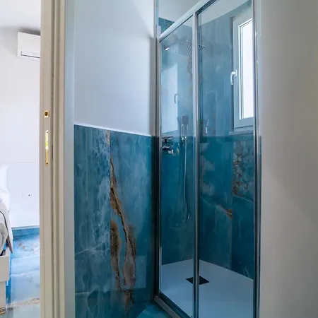 14 Bed and Breakfast 3*