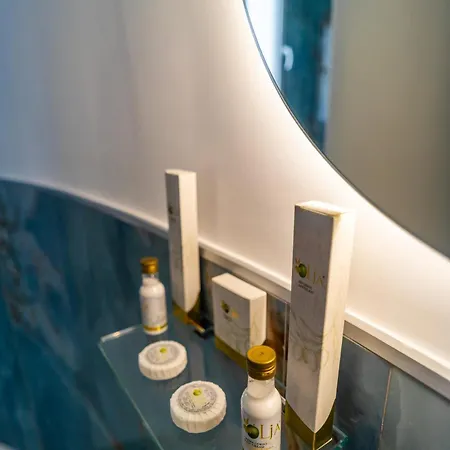 לינה וארוחת בוקר 14 3*