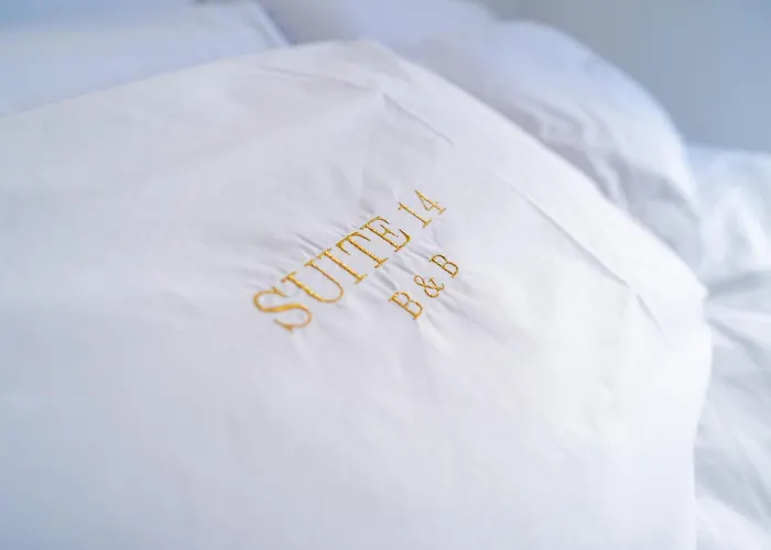 14 ベッド・アンド・ブレックファスト スカレア