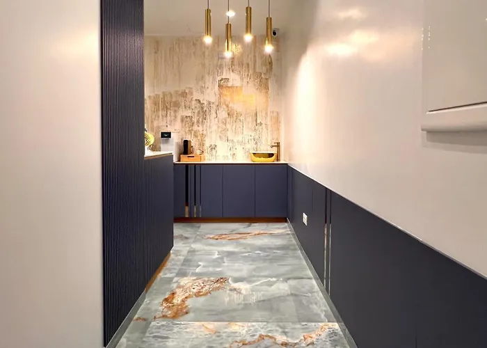 לינה וארוחת בוקר 14 סקליאה