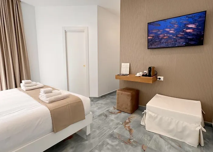 לינה וארוחת בוקר 14