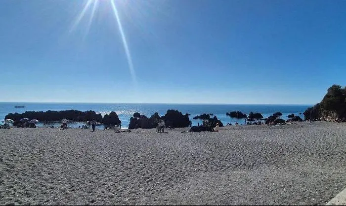 לינה וארוחת בוקר 14